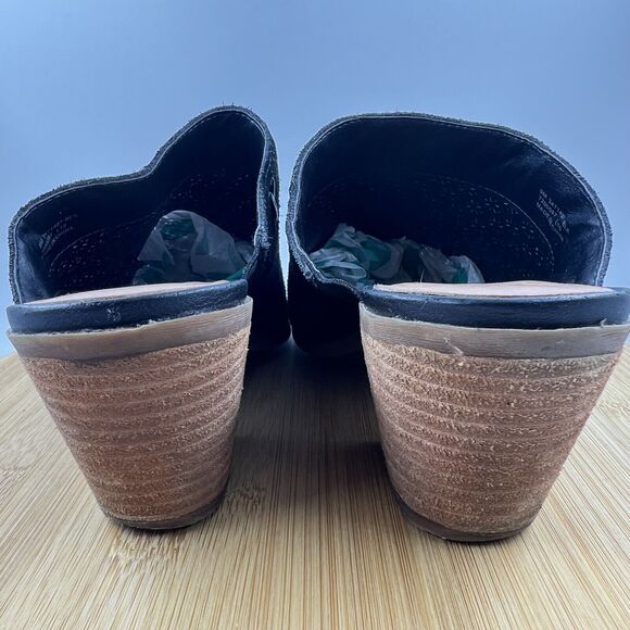 Frye & Co. Suede Leather Perforated Mule Jacy Black Sz 9M Floral Block Heel Shoe - Picture 3 of 11